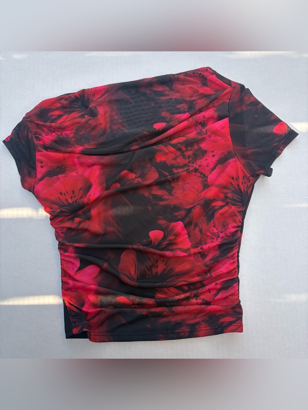 Y2K Dark Feminine Red and Black Floral Ruched Mesh Short Sleeve Top Size S